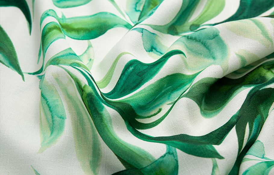 Women's fashion fabrics enter the 